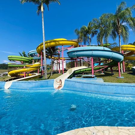 Flat Particular Adeias Das Aguas Park Resort Barra do Piraí Екстериор снимка